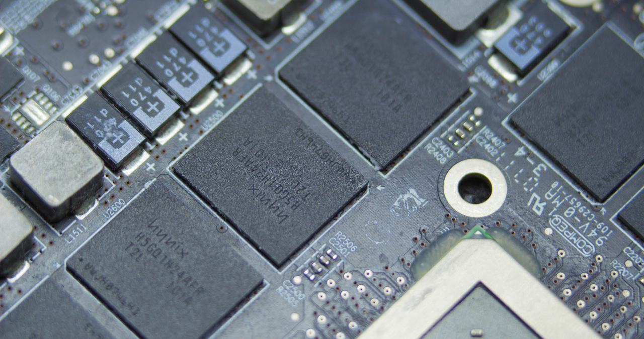 Read more about the article Discover the Surprising Reason Why Your GPU is Stuck at MHz!